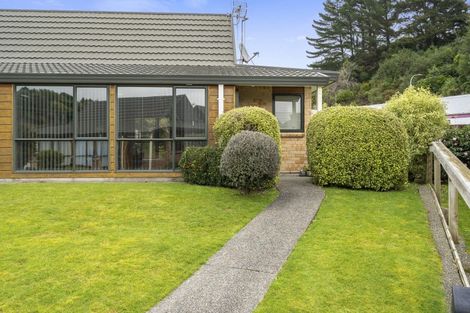 Photo of property in Redwood Village, 54/42 Main Road, Tawa, Wellington, 5028