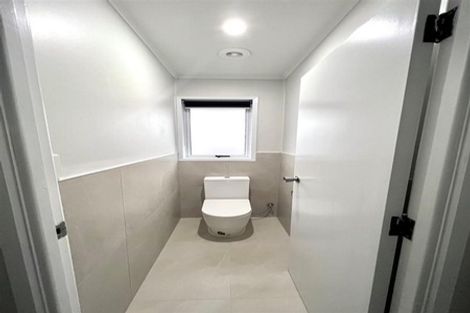 Photo of property in 1/117 Golf Road, New Lynn, Auckland, 0600