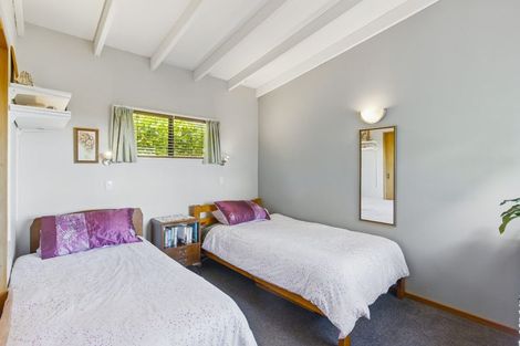 Photo of property in 47 Kakariki Grove, Waikanae, 5036