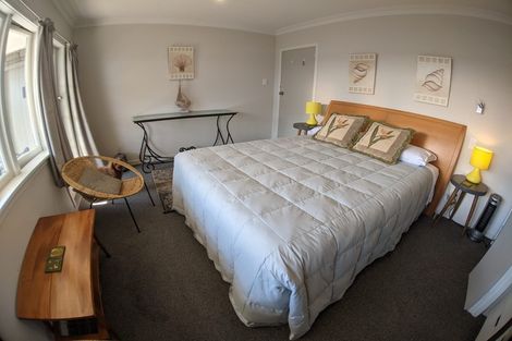 Photo of property in 12 Barbara Grove, Papamoa Beach, Papamoa, 3118