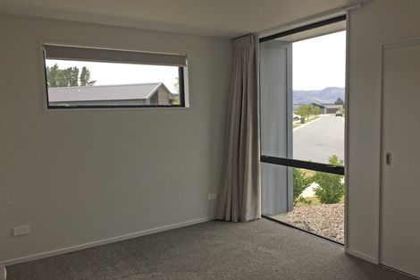 Photo of property in 9 Merivale Avenue, Wanaka, 9305