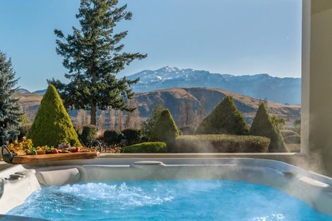 Photo of property in 714 Lake Hayes-arrow Junction Highway, Lake Hayes, Queenstown, 9371