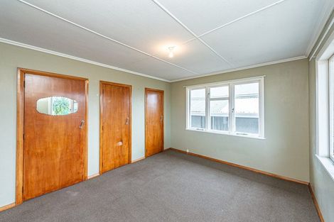 Photo of property in 3 Jackson Street, College Estate, Whanganui, 4500