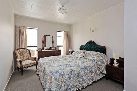 Photo of property in 2/409 Southland Road, Hastings, 4122