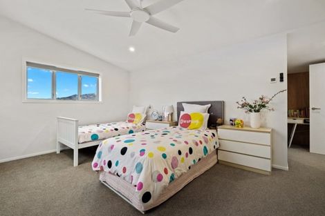 Photo of property in 25 Magnetic Place, Cromwell, 9310