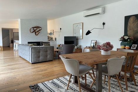 Photo of property in 21 Alfred Street, Northcote Point, Auckland, 0627