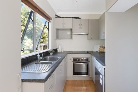 Photo of property in 72a Astley Avenue, New Lynn, Auckland, 0600