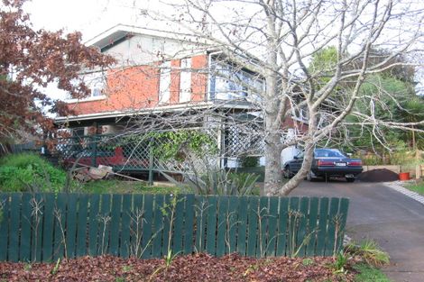 Photo of property in 17 Bacot Place, Howick, Auckland, 2014