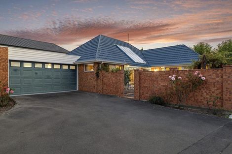 Photo of property in 3c Memorial Avenue, Ilam, Christchurch, 8053