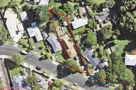 Photo of property in 56 Grande Vue Road, Hillpark, Auckland, 2102