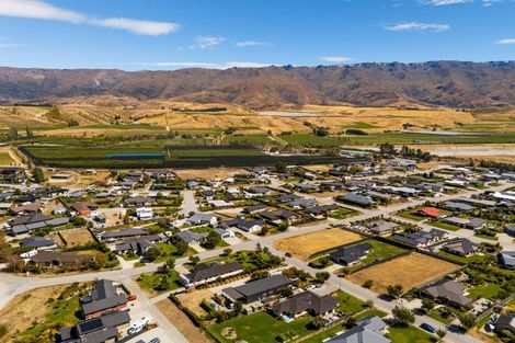 Photo of property in 3 De Bettencor Place, Mount Pisa, Cromwell, 9383