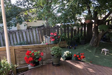 Photo of property in 10 Peterhouse Place, West Harbour, Auckland, 0618