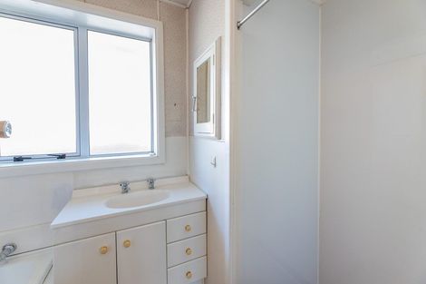 Photo of property in 16b Opal Place, Casebrook, Christchurch, 8051