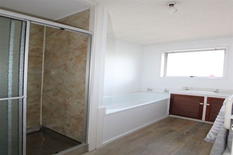 Photo of property in 1/117 Estuary Road, South New Brighton, Christchurch, 8062