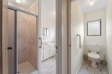 Photo of property in 3/41 Rawhiti Road, Manly, Whangaparaoa, 0930