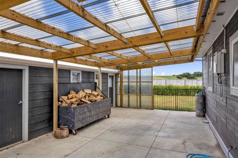 Photo of property in 25 Livingston Road, Tokaora, Hawera, 4671