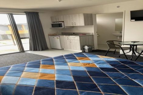 Photo of property in 16 Silverstone Drive, Cromwell, 9384