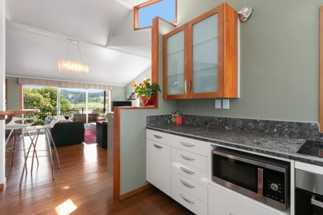 Photo of property in 18 Moana Drive, Tanners Point, Katikati, 3177