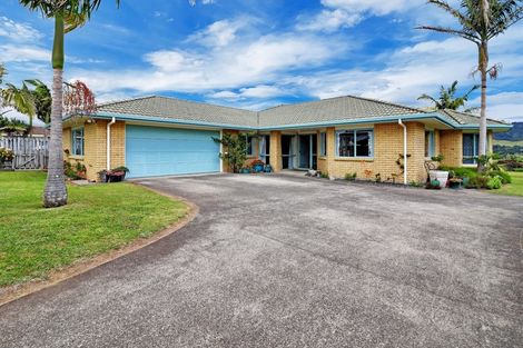 Photo of property in 241 Tanners Point Road, Tanners Point, Katikati, 3177