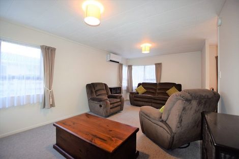 Photo of property in 31 Posa Avenue, Henderson, Auckland, 0612