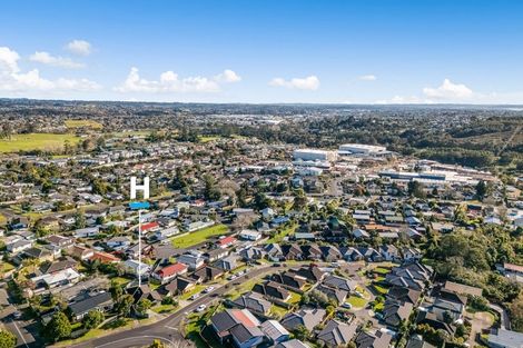 Photo of property in 2 Anna Lane, Glen Eden, Auckland, 0602