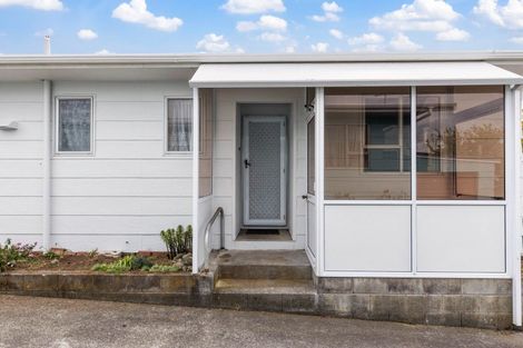 Photo of property in 86/2 Grey Street, Waitara, 4320