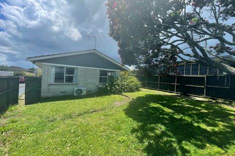 Photo of property in 4/3 Corin Avenue, Manurewa, Auckland, 2102
