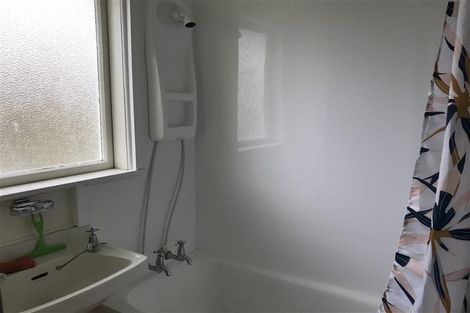 Photo of property in 27-33 Cheshire Street, Cannons Creek, Porirua, 5024