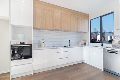 Photo of property in 30 Paretao Street, Massey, 0614