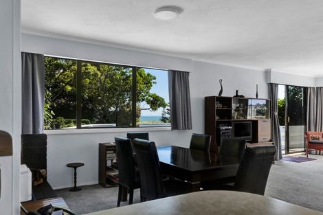 Photo of property in 10 Lawry Street, Moturoa, New Plymouth, 4310