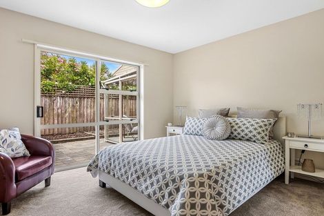 Photo of property in 2/118 Aorangi Road, Bryndwr, Christchurch, 8053