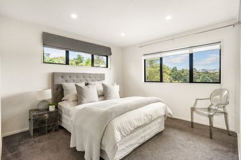 Photo of property in 15 Mcdowell Crescent, Hillcrest, Auckland, 0627