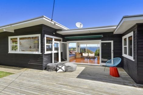 Photo of property in 24 Barrier View Road, Leigh, 0985