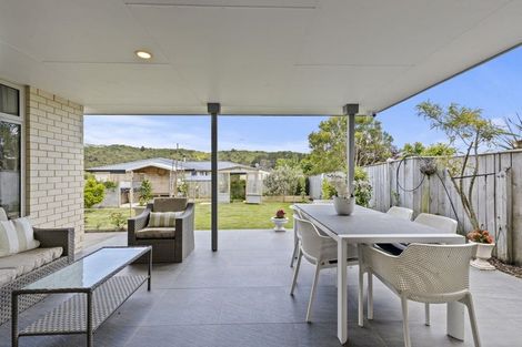 Photo of property in 118 Milton Terrace, Picton, 7220