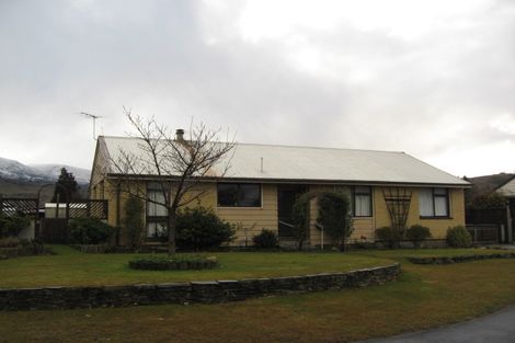 Photo of property in 8 Hassing Place, Cromwell, 9310