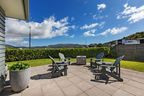 Photo of property in 1 Nelson Avenue, Aotea, Porirua, 5024