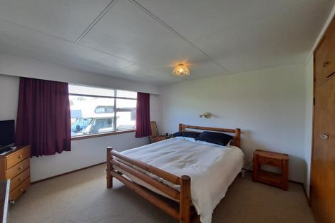 Photo of property in 17 Grey Street, Normanby, Hawera, 4614