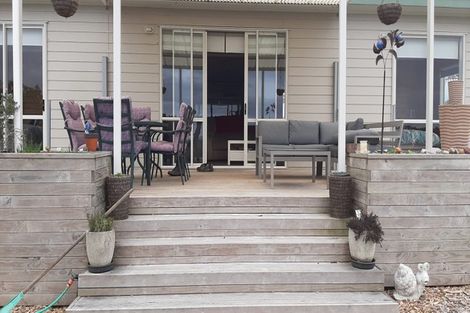 Photo of property in 220 Kerr Road, Parua Bay, Onerahi, 0192