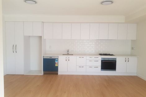 Photo of property in 18 Vazey Way, Hobsonville, Auckland, 0618