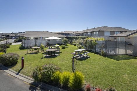 Photo of property in Waterview Estate, 53/4 Greystone Place, Omokoroa, 3114