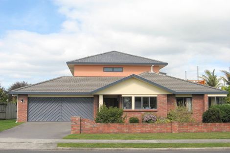 Photo of property in 14 Santa Monica Drive, Papamoa Beach, Papamoa, 3118