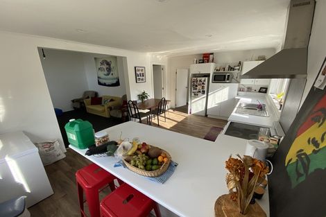 Photo of property in 90 Hinau Street, Castlecliff, Whanganui, 4501