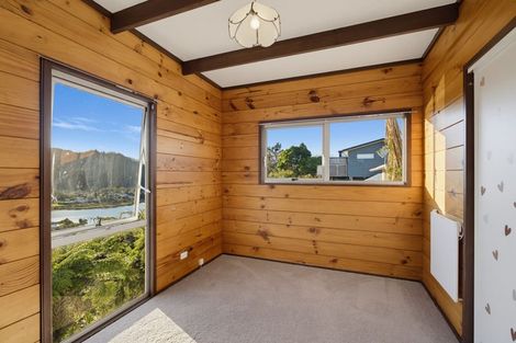 Photo of property in 4 Ridge Road, Tairua, 3508