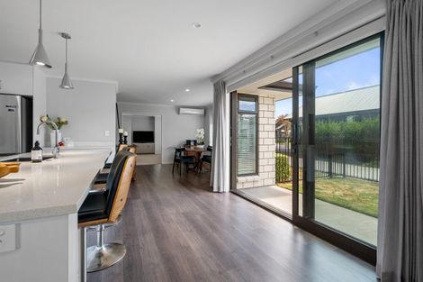 Photo of property in 9 Richards Street, Cambridge, 3434