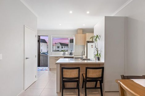 Photo of property in 75 Roundel Crescent, Whenuapai, Auckland, 0618