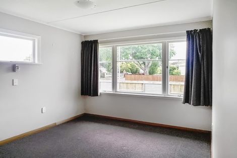 Photo of property in 2 Tern Place, Hokowhitu, Palmerston North, 4410