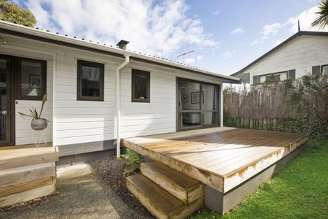Photo of property in 1 Titoki Place, Pukete, Hamilton, 3200