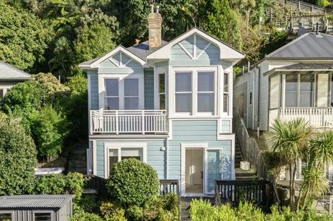 Photo of property in 27 Mortimer Terrace, Aro Valley, Wellington, 6021