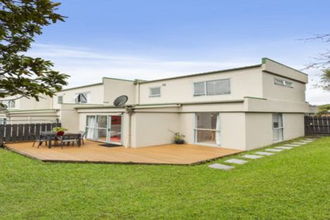 Photo of property in 1/351 West Coast Road, Glen Eden, Auckland, 0602