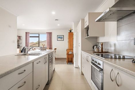 Photo of property in 2 Austen Way, Hairini, Tauranga, 3112